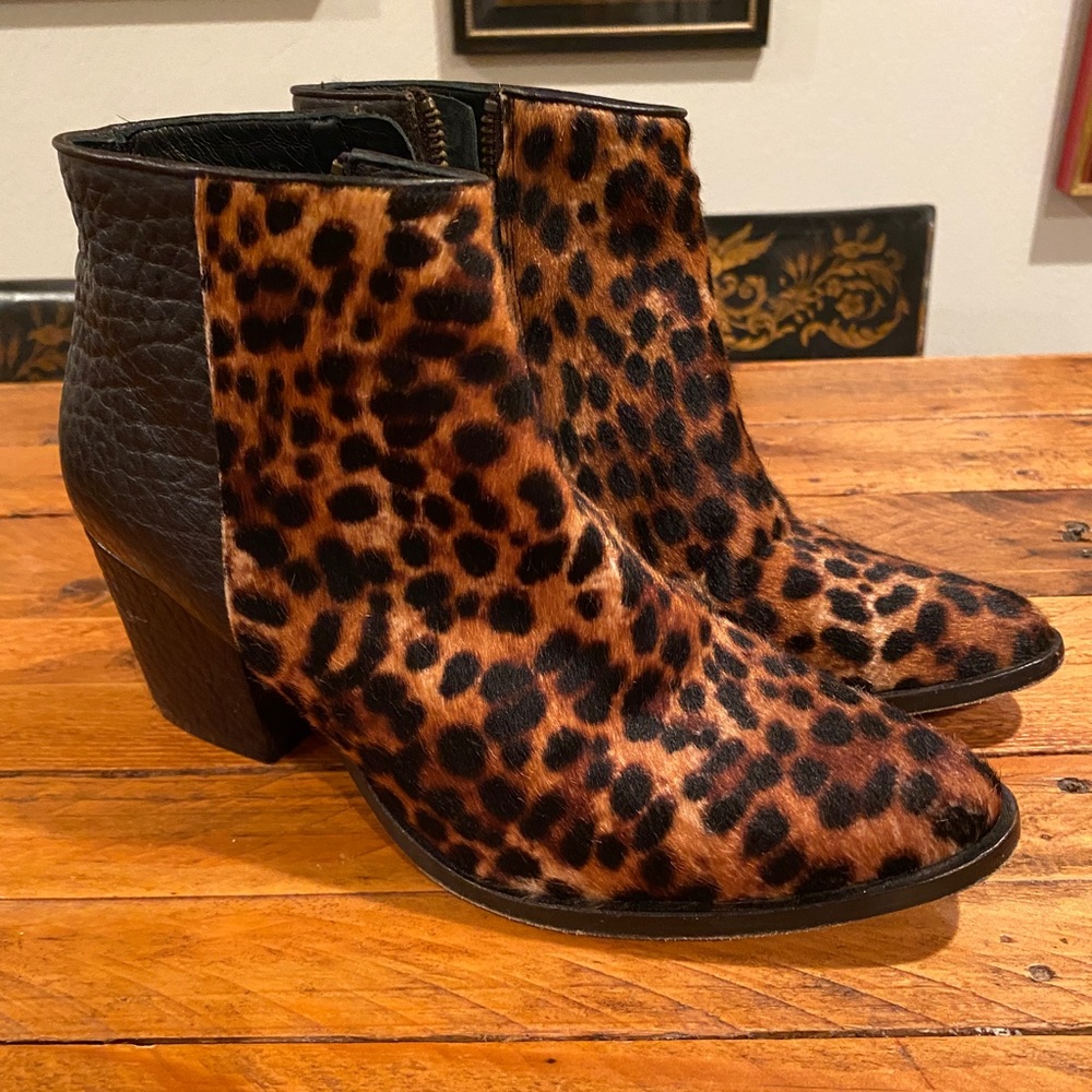 Freda Salvador cheetah print ankle boots